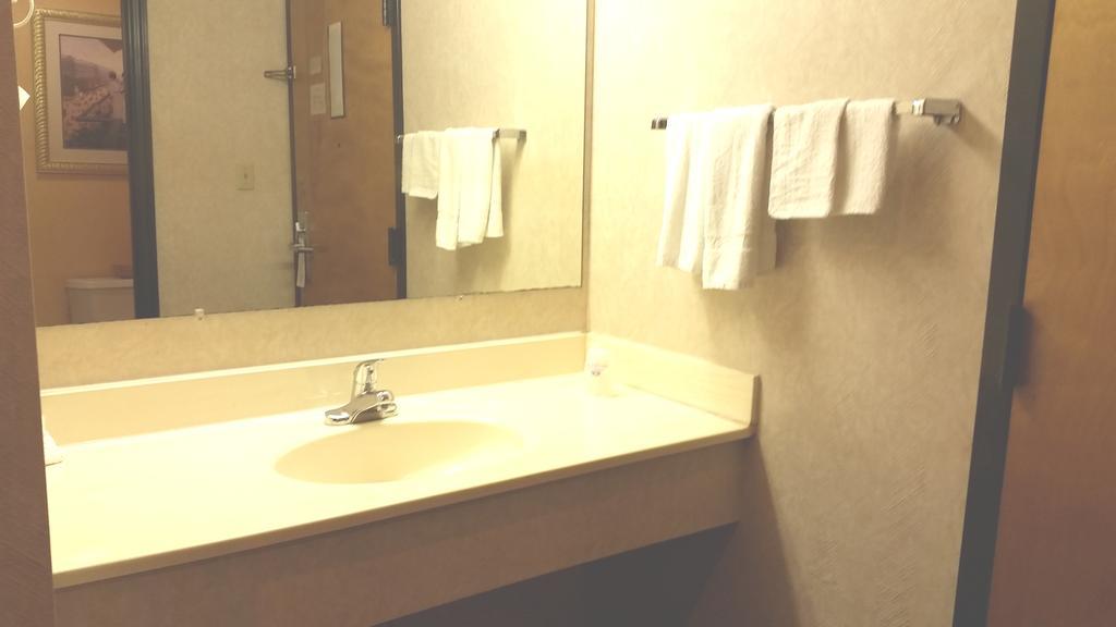Americas Best Value Inn Ullin Mounds Екстер'єр фото