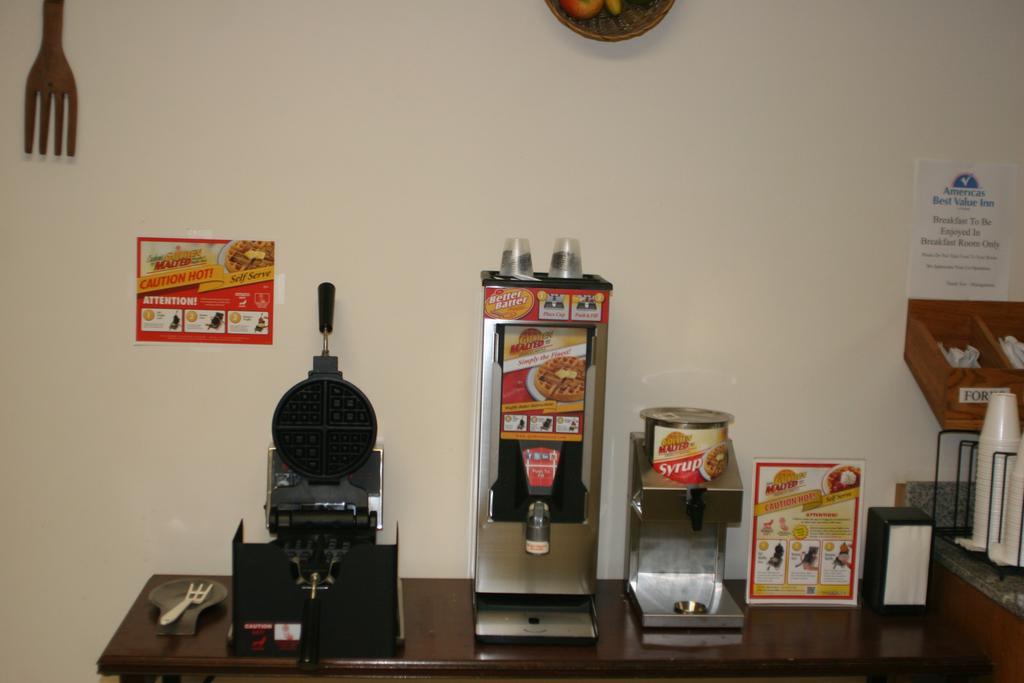 Americas Best Value Inn Ullin Mounds Екстер'єр фото